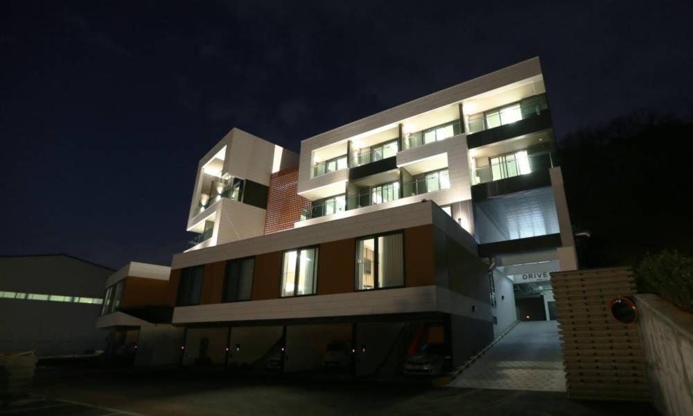Anseong Nomad Hotel Экстерьер фото